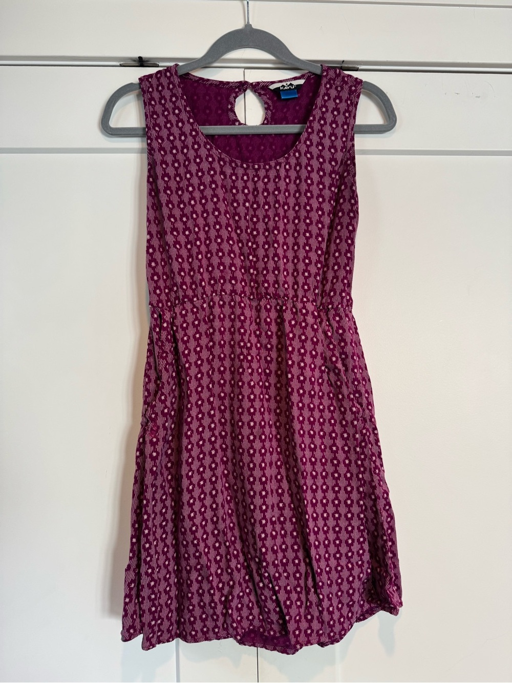 Kavu Simone Dress in Fuchsia & White - Size Small